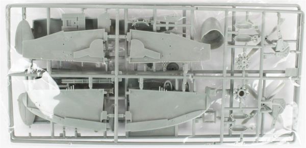 Academy 12491 1/72 Ölçek, P-47D Thunderbolt (Bubble Top) Savaş Uçağı, Plastik Model kiti