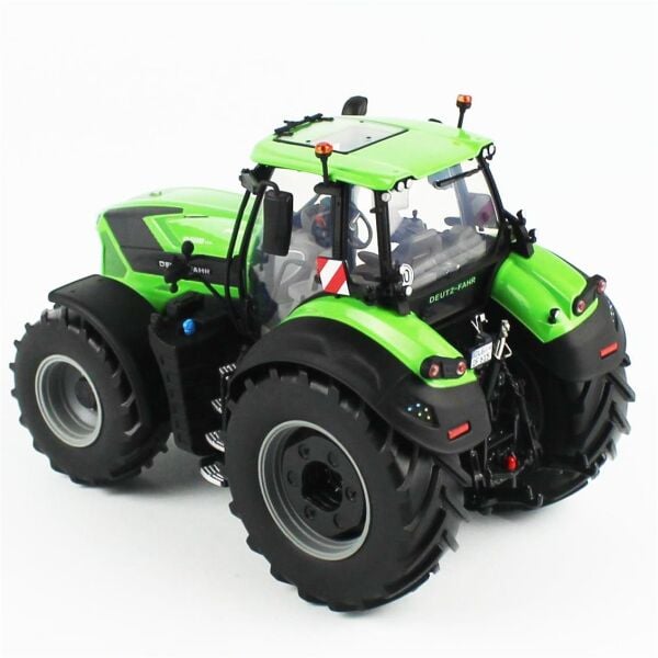 Universal Hobbies UH6606 1/32 Ölçek, Deutz Fahr 8280 TTV Traktör (Standart Yeşil), Sergilemeye Hazır Tarımsal Makine Modeli