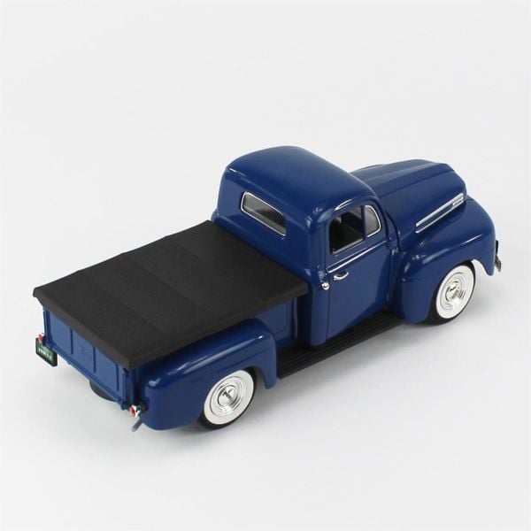 Road Signature 92218 1/18 Ölçek, 1948 Ford F-1 Pickup With Flatbed Cov, Blue, Sergilemeye Hazır Metal Araba Modeli