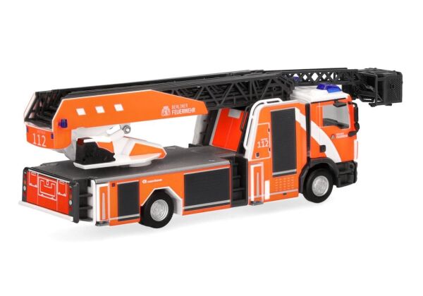 Herpa 098090 1/87 Ölçek, MAN TGM DLK, Döner Tablalı Yangın Merdivenli İtfaiye Aracı (Berlin İtfaiyesi) Sergilemeye Hazır Model