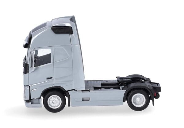 Herpa 313353-003 1/87 Ölçek, Volvo FH 16 Gl. XL 2020, 2 Akslı Çekici, Gümüş Gri, Sergilemeye Hazır Model Araç