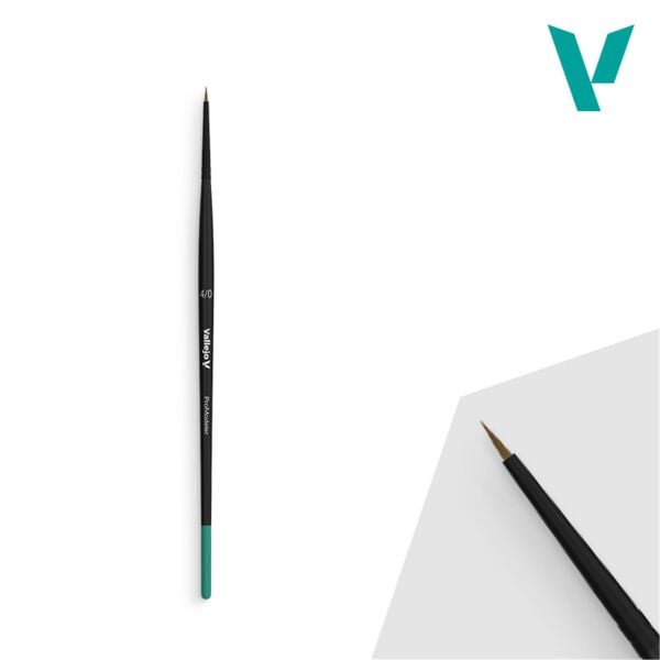 Vallejo B01040 No 4/0 Yuvarlak Uclu, Doğal Saç Kıllı, Yassı Saplı, Profesyonel Boya Fırçası