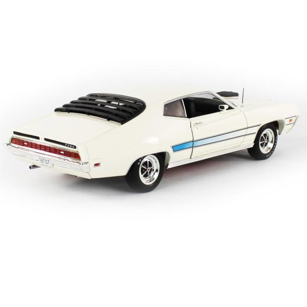 AutoWorld AMM1256 1/18 Ölçek, 1971 Ford Torino (Class of 1971), Wimbleton White, Sergilemeye Hazır Metal Araba Modeli