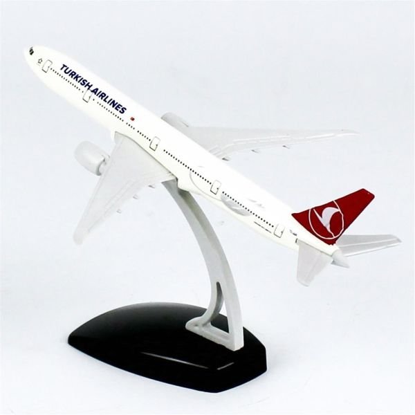 THY059 1/500 Ölçek, THY Lale Logolu Boeing B737-800 Yolcu Uçağı, Sergilemeye Hazır Ahşap Standlı Model