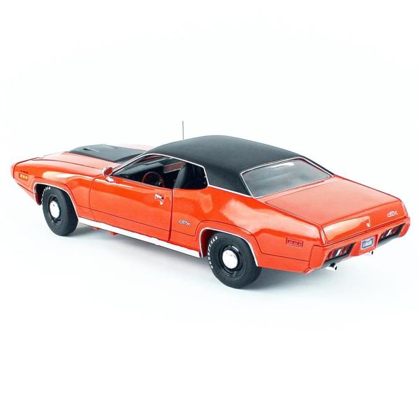 Autoworld AMM1268 1/18 Ölçek, 1971 Plymouth GTX, Red, Sergilemeye Hazır Metal Araba Maketi