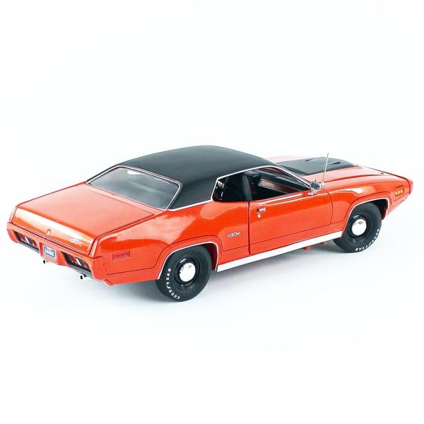 Autoworld AMM1268 1/18 Ölçek, 1971 Plymouth GTX, Red, Sergilemeye Hazır Metal Araba Maketi