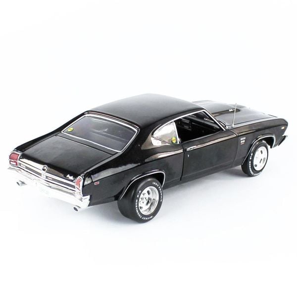 Autoworld AMM1269 1/18 Ölçek, 1969 Chevy Chevelle Baldwin Motion, Tuxedo Black, Sergilemeye Hazır Metal Araba Maketi