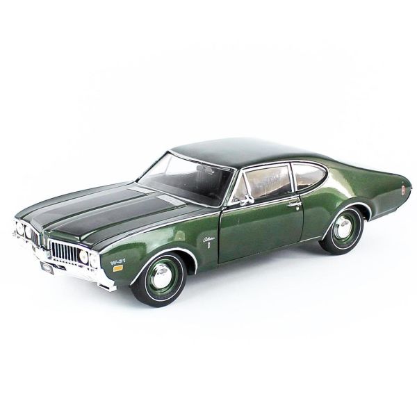 Autoworld AMM1271 1/18 Ölçek, 1969 Olds Cutlass W31 MCACN, Glade Green, Sergilemeye Hazır Metal Araba Maketi