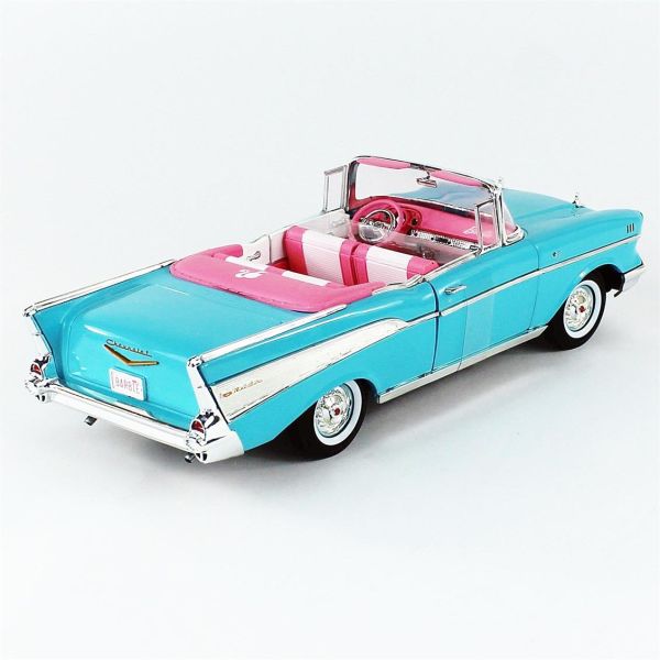 Autoworld AWSS135 1/18 Ölçek, 1957 Barbie Chevy, Aqua Blue, Sergilemeye Hazır Metal Araba Maketi