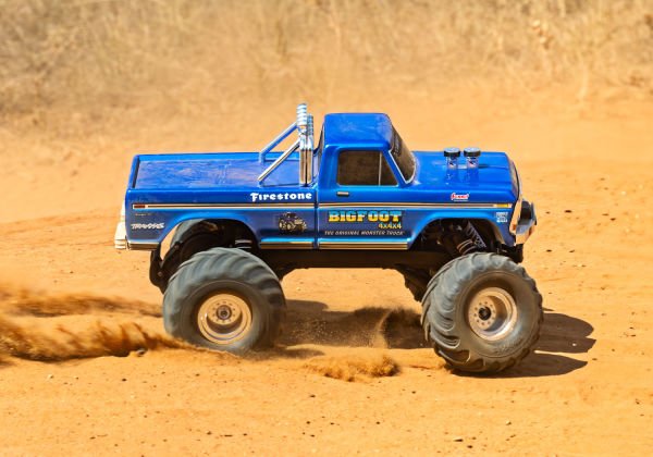 Traxxas Bigfoot No.1 + USB Şarj Aleti / Pil