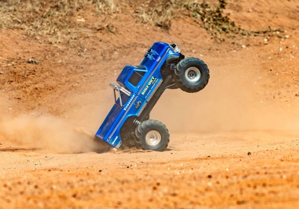 Traxxas Bigfoot No.1 + USB Şarj Aleti / Pil