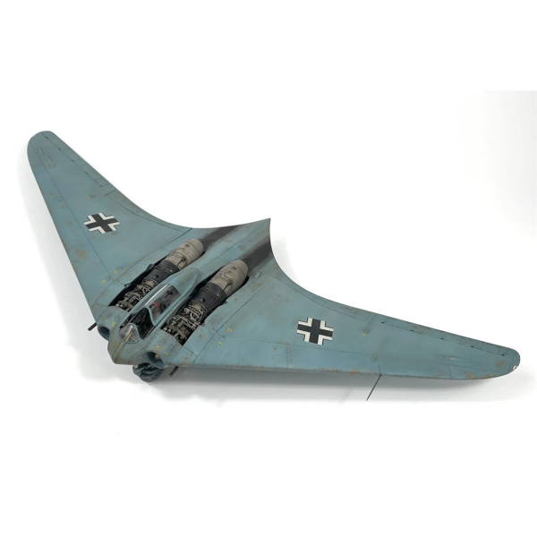 Dragon 5505 1/48 Ölçek, Horten Ho229A-1 Uçan Kanat, Plastik Model Kiti