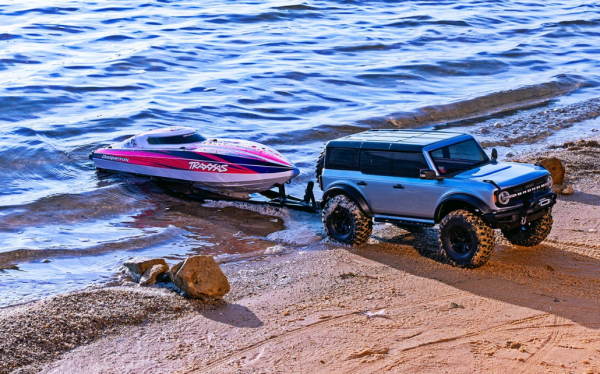 Traxxas 31″ Tandem-Axle Boat Trailer Made for Disruptor