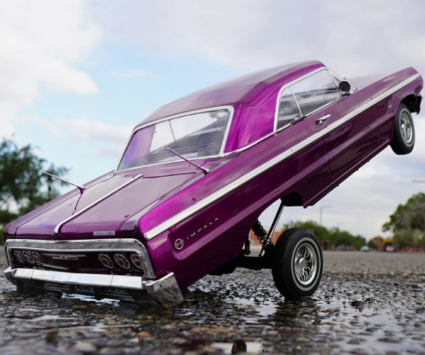 Redcat SixtyFour RTR - Fully Functional Hopping Lowrider - Kandy n Chrome Edition - Purple