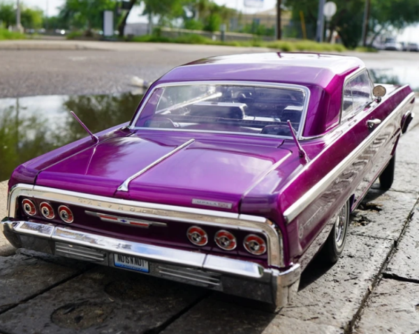 Redcat SixtyFour RTR - Fully Functional Hopping Lowrider - Kandy n Chrome Edition - Purple