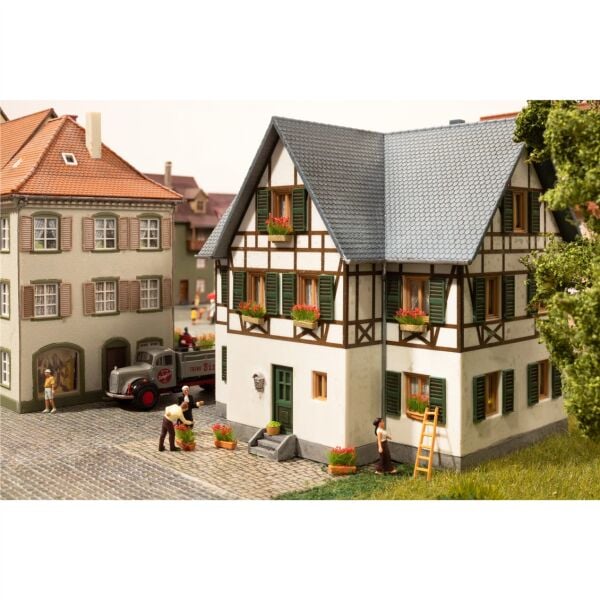 Noch 14010 Çiçekli Uzun Saksılar, 12 Adet, Diorama Malzemesi