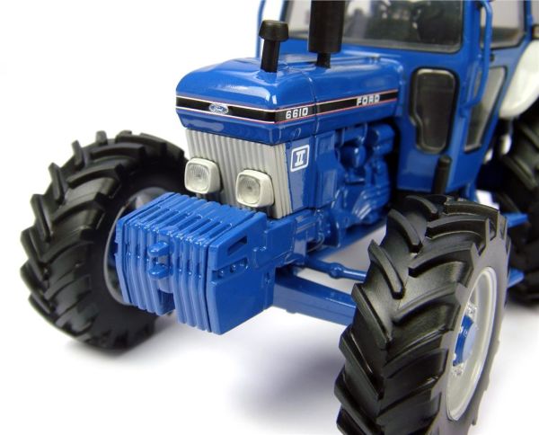 Universal Hobbies UH4138 1/32 Ölçek, Ford 6610 4WD 2.Jenerasyon Traktör, Sergilemeye Hazır Metal Tarımsal Makina Modeli