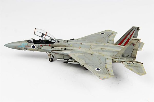 QD005 1/72 Ölçek, F-15D BAZ Sergilemeye Hazır Plastik Uçak Maketi