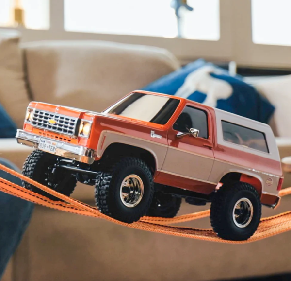 FMS FCX24 1/24 Chevrolet K5 Blazer RTR