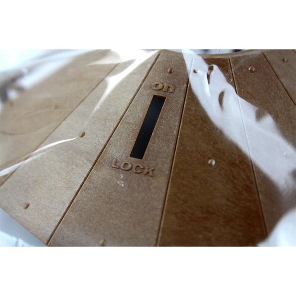 Academy 18136 Da Vinci Zırhlı Araba, Plastik Model kiti