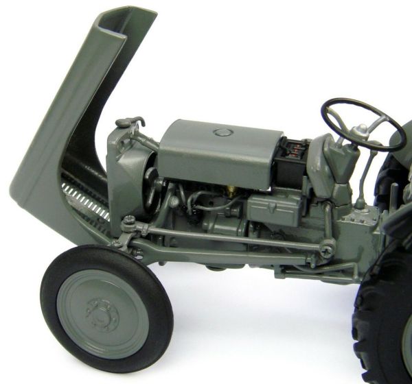 Universal Hobbies UH4189 1/32 Ölçek, Ferguson TEA-20 Traktör, Sergilemeye Hazır Metal Tarımsal Makina Modeli