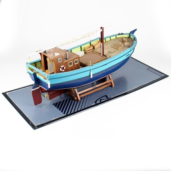 QD402 70 cm. Karadeniz Takası, Sergilemeye Hazır, Camekanlı Ahşap Gemi Modeli