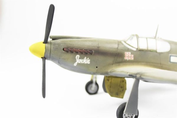 QD035 1/48 Ölçek, P-51C Mustang Sergilemeye Hazır Plastik Uçak Maketi