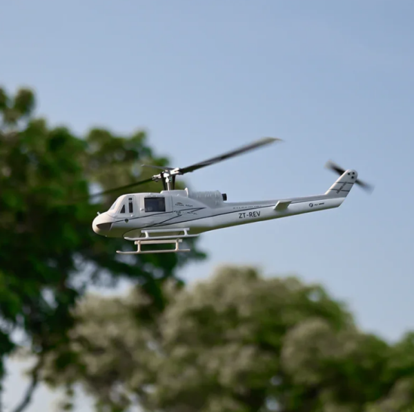 Flywing UH-1 Huey ACE GPS Stabilized 6CH RC Scale Helicopter 470L RTF Beyaz
