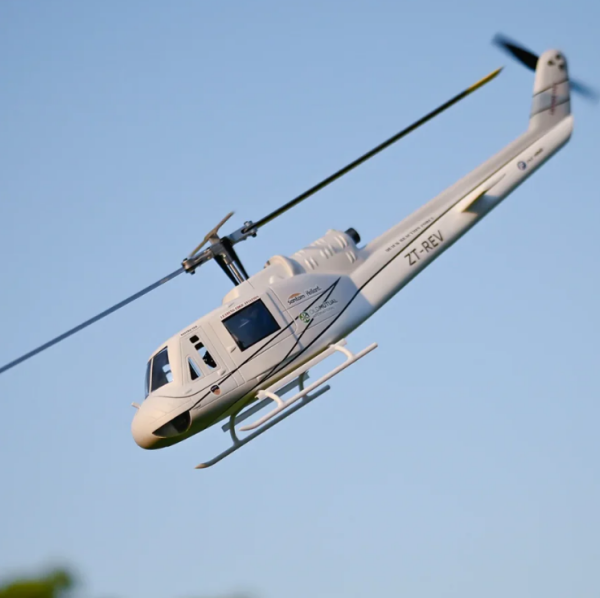 Flywing UH-1 Huey ACE GPS Stabilized 6CH RC Scale Helicopter 470L RTF Beyaz