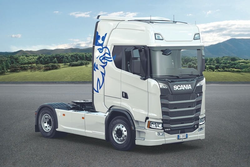 SCANIA S770 V8 ''WHITE CAB''