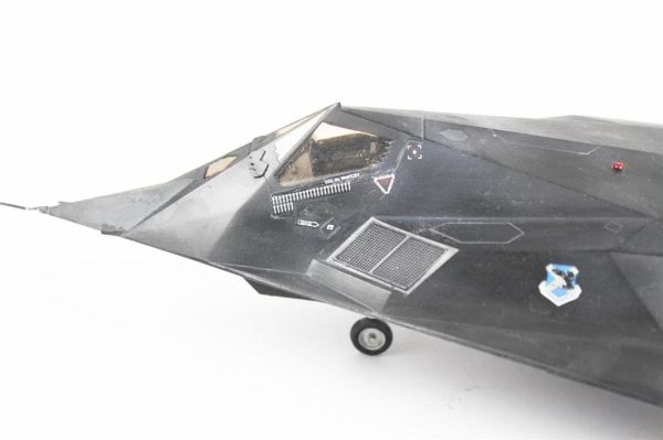 QD045 1/48 Ölçek, F-117A NightHawk Sergilemeye Hazır Plastik Uçak Maketi