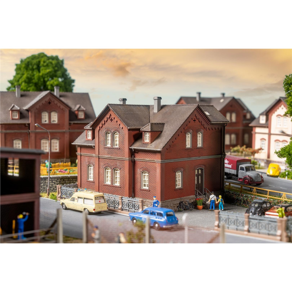 Faller 130753 1/87 Ölçek, Bergmannsplatz 2 Geliştirme evi, Plastik Model Kiti
