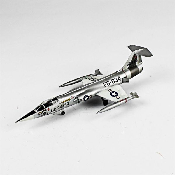 QD050 1/72 Ölçek, F-104C Starfighter Sergilemeye Hazır Plastik Uçak Maketi