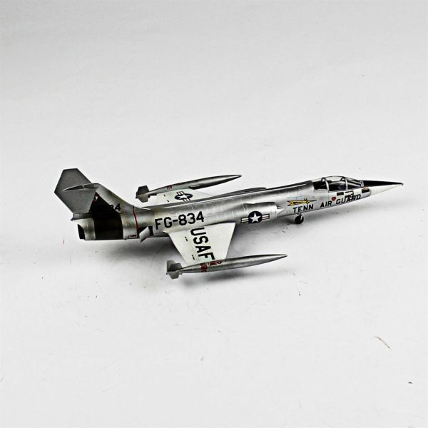QD050 1/72 Ölçek, F-104C Starfighter Sergilemeye Hazır Plastik Uçak Maketi