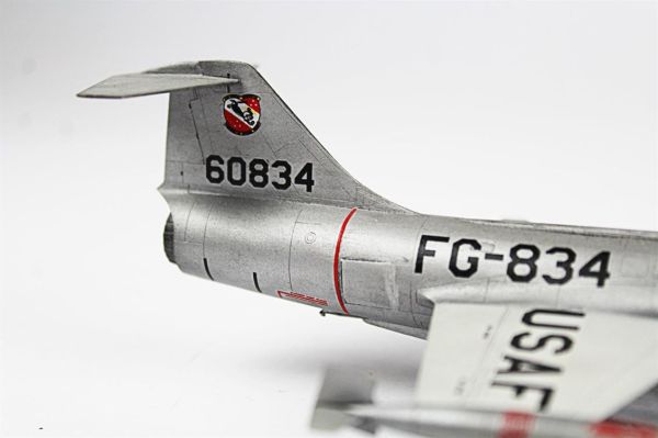 QD051 1/72 Ölçek, F-104C Starfighter Sergilemeye Hazır Plastik Uçak Maketi