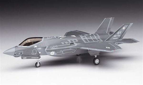 Hasegawa E42 1572 1/72 Ölçek, F-35A Lightning II, Savaş Uçağı, Plastik Model kiti