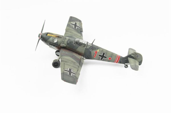 QD060 1/48 Ölçek, Messerschmitt Bf 109 E-3 Sergilemeye Hazır Plastik Uçak Maketi