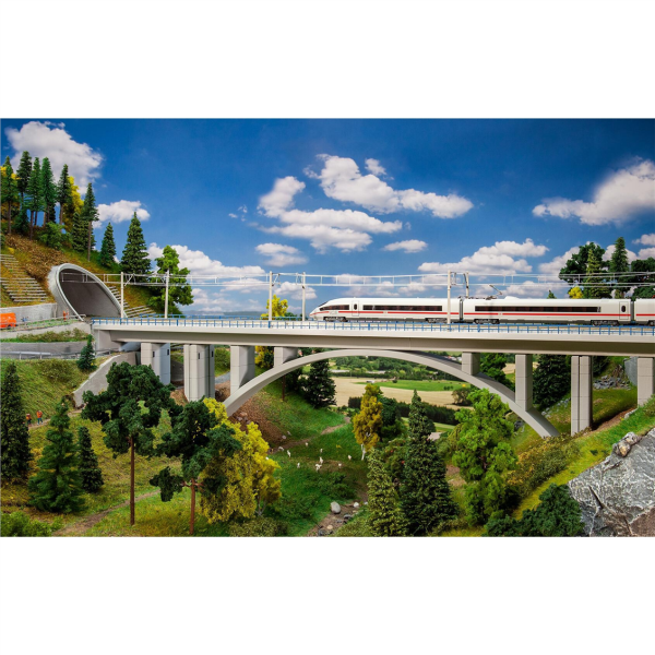 Faller 222573 1/160 Ölçek, Modern Mimarili Beton Köprü, Plastik Model Kiti