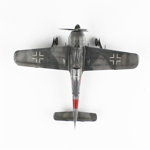 QD076 1/48 Ölçek, Focke-Wulf 190 A-6 Sergilemeye Hazır Plastik Uçak Maketi