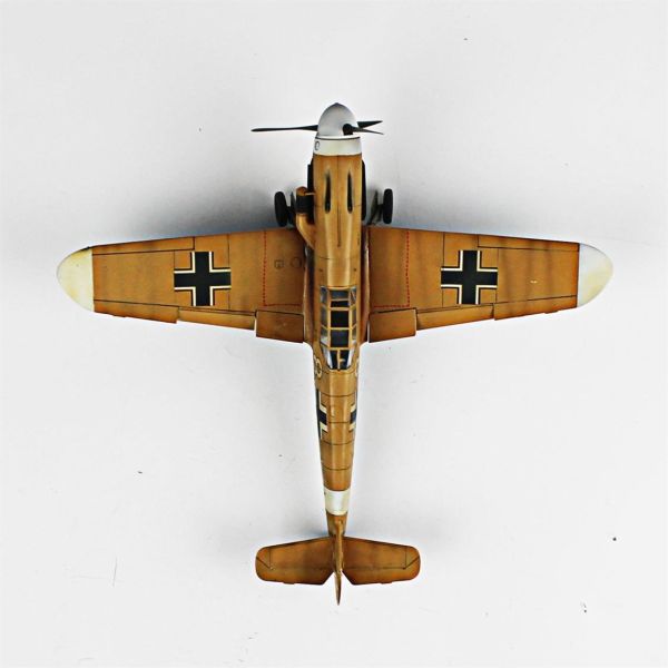 QD078 1/48 Ölçek, Messerschmitt Bf 109 G-2 Sergilemeye Hazır Plastik Uçak Maketi