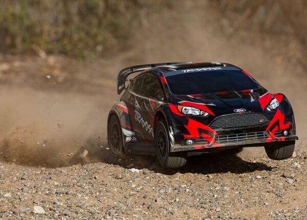 Traxxas Ford® Fiesta® ST Rally Kırmızı