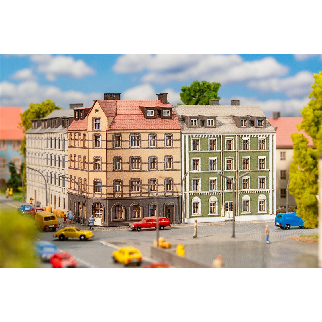 Faller 282783 1/220 Ölçek, Sıra Apartmanlar, Plastik Model Kiti