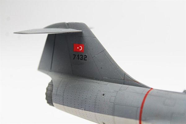 QD088 1/72 Ölçek, F-104G Starfighter Sergilemeye Hazır Plastik Uçak Maketi