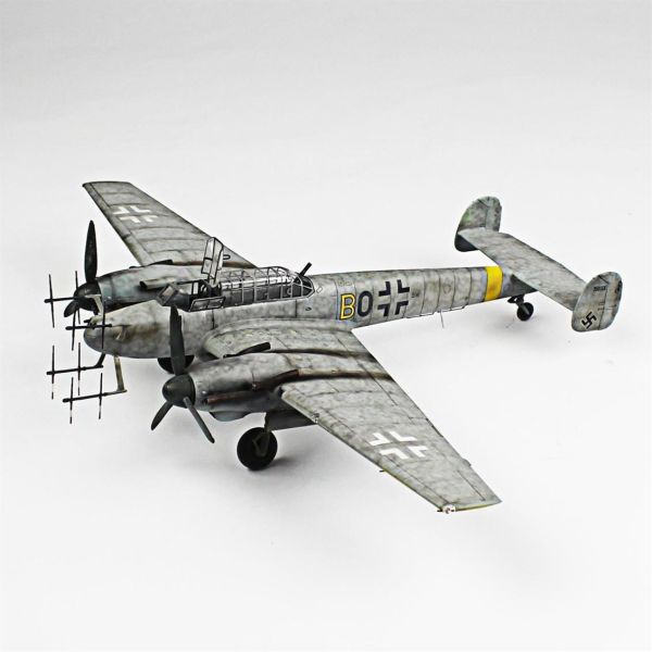 QD097 1/48 Ölçek, Messerschmitt Bf 110 G Sergilemeye Hazır Plastik Uçak Maketi