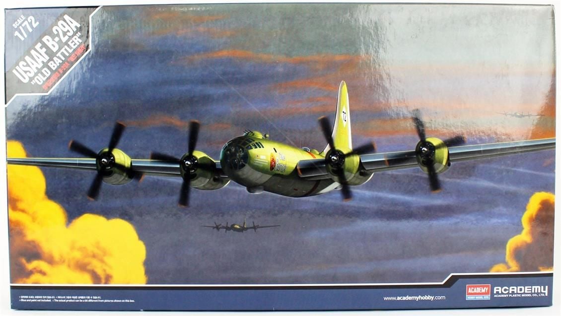 Academy 12517 1/72 Ölçek, USAAF B-29A (Old Battler) Savaş Uçağı, Plastik Model kiti