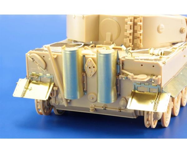 Academy 13314 1/35 Ölçek, Tiger-I Geç Dönem Tankı, Plastik Model kiti