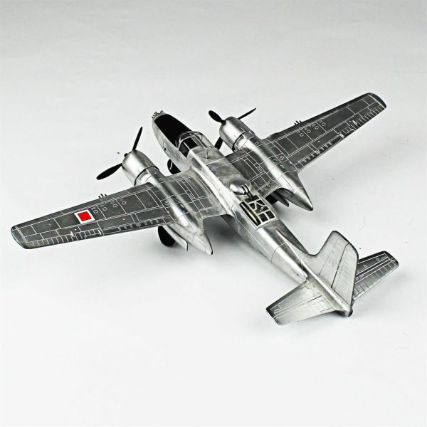 QD104 1/72 Ölçek, A-26B Invader Sergilemeye Hazır Plastik Uçak Maketi