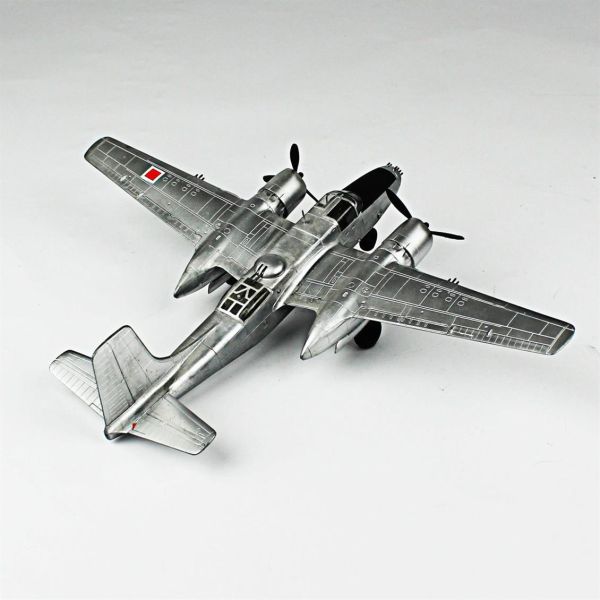 QD104 1/72 Ölçek, A-26B Invader Sergilemeye Hazır Plastik Uçak Maketi