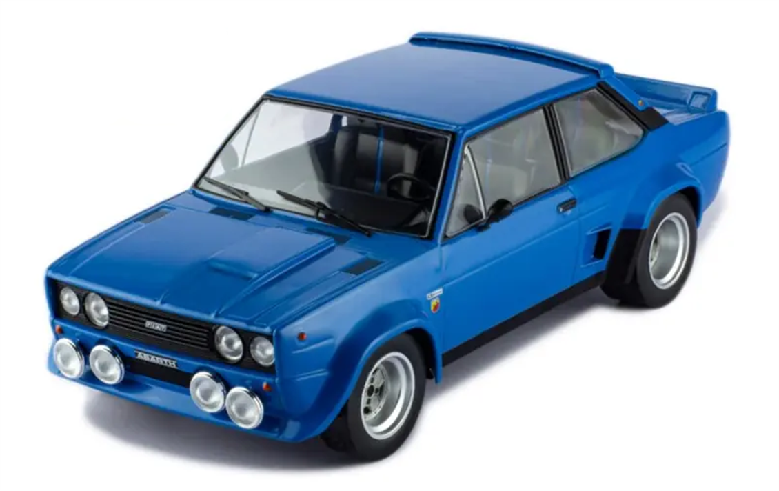 Ixo 751 1/18 Ölçek, Fiat 131 Abarth 1980, Blue, Sergilemeye Hazır Metal Araba Modeli