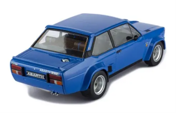 Ixo 751 1/18 Ölçek, Fiat 131 Abarth 1980, Blue, Sergilemeye Hazır Metal Araba Modeli